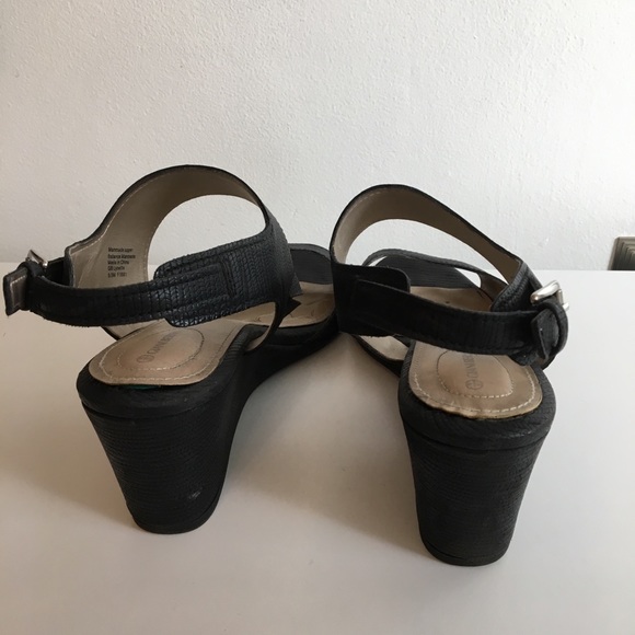 Giani Bernini Wedge Sandals - Picture 4 of 7